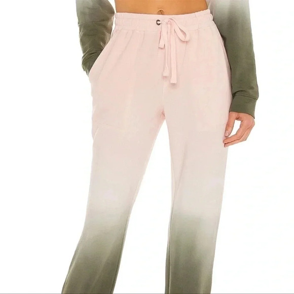 Sanctuary Peace Jogger in Lotus & Green Airbrush XXS - Picture 2 of 11